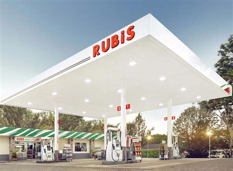 Fuel station (1)-min | Rubis Energy Kenya