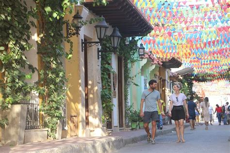 Walking Tour Cartagena Old City With Gold Museum And Plaza De Bolivar ...