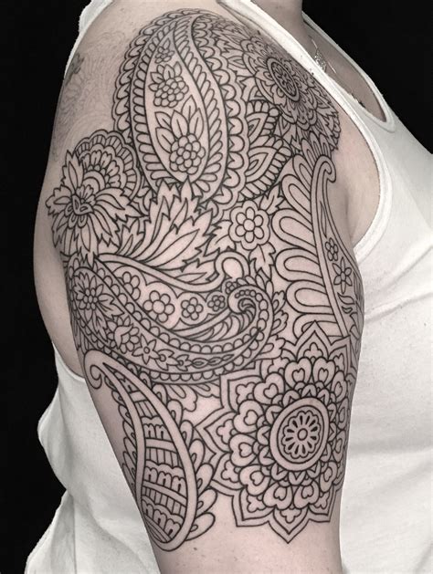 Cleanest Paisley Tattoos You Need To See