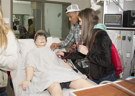 High School Students Explore the Health Sciences | WSU Spokane News & Events | Washington State ...