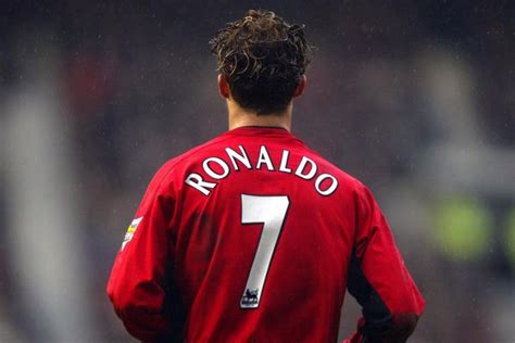 3 Fantastic Reasons Ronaldo Wears Number 7 Shirt For Every Team he ...