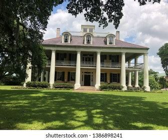 Houmas House Plantation Gardens Stock Photo (Edit Now) 1386898241