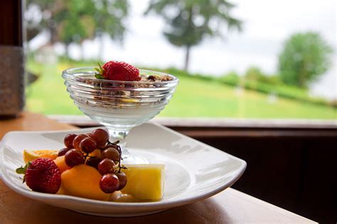 Roosevelt Dining Room at Lake Quinault Lodge | Olympic National Park ...