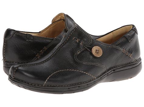 Clarks Un.loop (black Leather) Women's Slip On Shoes - Lyst