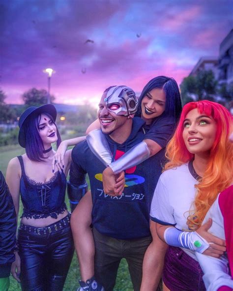 It's Time to Party with these Teen Titans Cosplays - Bell of Lost Souls