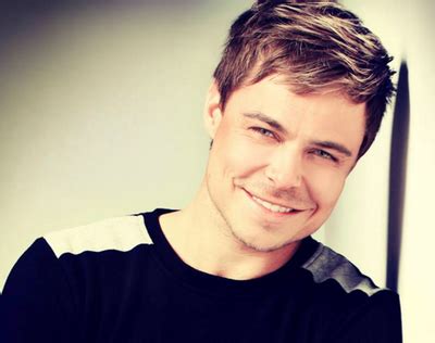 Bobby van Jaarsveld to undergo surgery