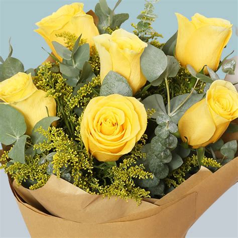 Online Beautiful Love Bouquet Of 6 Yellow Roses Gift Delivery in Philippines - FNP