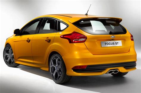 Ford Focus St Hatchback Price