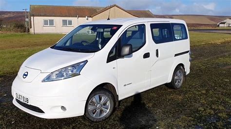 Nissan eNV200 combi van 7 seater for sale - YouTube