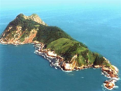 Unique Places: Brazil's Snake Island