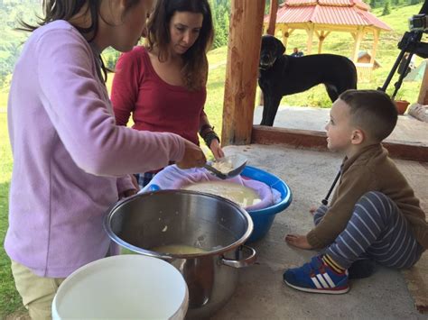 VIDEO: Traditional Balkan Recipes – Making Lisnati Cheese in Lipovo Village | Book Unique ...