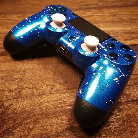 PS4 controller with custom paint, Xbox One sticks, blue buttons and ...