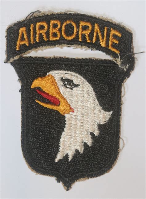 ORIGINAL WW2 US ARMY 101st AIRBORNE DIVISION CLOTH SHOULDER PATCH #3 ...