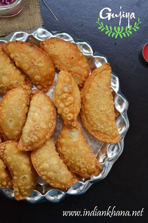 Mawa Gujiya | Gujiya (Karanji) Recipe | Diwali Sweets Recipes ~ Indian Khana