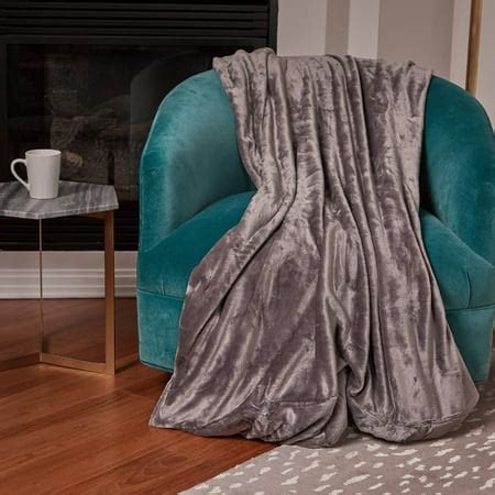 Cuddl Duds Oversized Throw Blanket with a Sherpa Foot Pocket, 50" x 70", Gray - Walmart.com