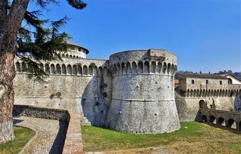 Visit Sarzana, a city of art between Liguria and Tuscany | Fairbnb.coop - Community powered tourism