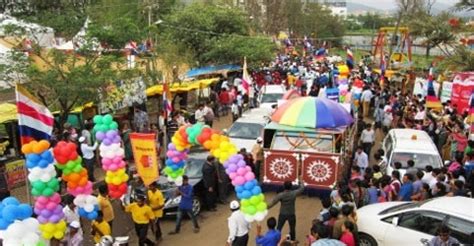 Monsoon Festival in Saputara, Gujarat | Indian Holiday