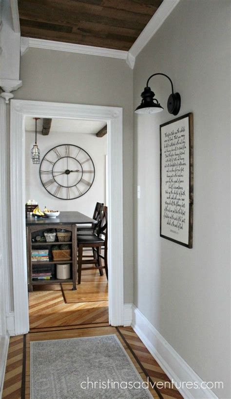 Farmhouse Victorian Style Interior Design