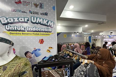 Bazar UMKM milik perempuan untuk Indonesia diselenggarakan di Sarinah ...