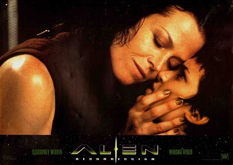 Winona Ryder - Alien: Resurrection (1997) (1280×909)