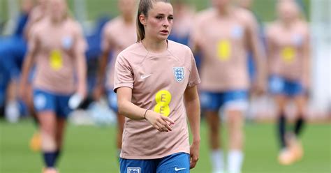 Ella Toone responds to England pressure at World Cup - "We've got a ...