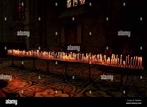 The interior of Duomo Milan Stock Photo - Alamy