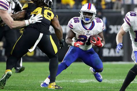 Buffalo's versatile rookie tailback Devin Singletary fits all the Bills ...