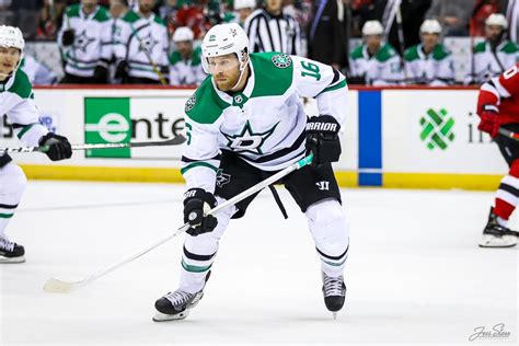 Stars' Joe Pavelski Continues to Defy Time - The Hockey Writers - - NHL ...