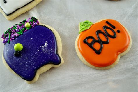 Simple Royal Icing for Halloween Sugar Cookies – Welcome to My Bake Escape