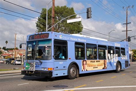 Big Blue Bus | Big Blue Bus NABI bus on Pico Blvd. in Los An… | Flickr