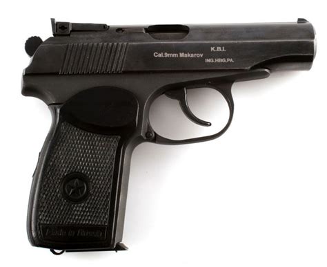 RUSSIAN MAKAROV 9MM SEMI AUTOMATIC PISTOL