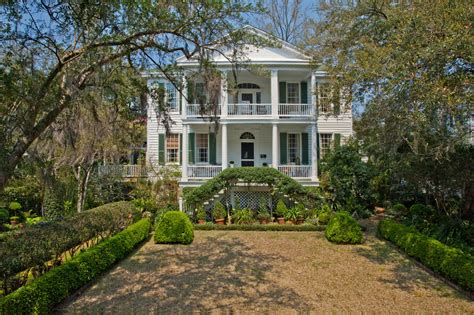 Weekend Agenda: Tour Historic Homes in Beaufort, South Carolina ...