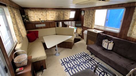 Best Houseboat Floor Plans - How to Choose the Right One for You - Lake ...