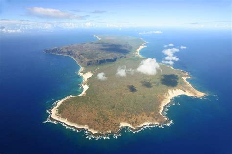 Exploring Niihau, The 'Forbidden' Hawaiian Island Where Outsiders Aren ...