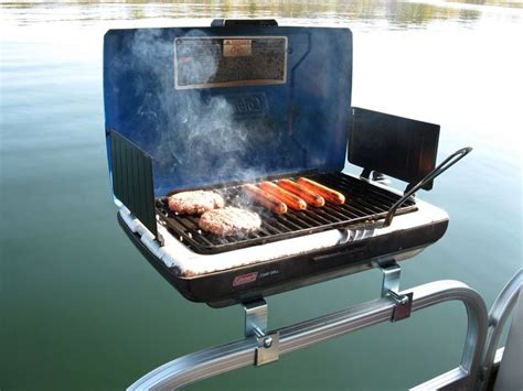 10+ Awesome Pontoon Boat Grill Ideas - Go Travels Plan | Pontoon boat accessories, Boat ...