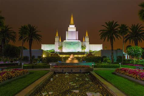 Oakland Temple 2 Photograph by Alan Nix - Fine Art America