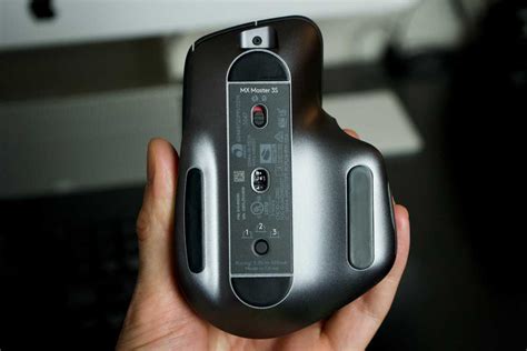 Logitech MX Master 3S review - Cybertechbiz.com