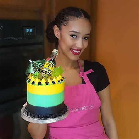 🖤🇯🇲Mini Jamaica Cake🇯🇲🖤 • #JESSICABAKESX • #jamaicacake #jamaica #cake🎂 ...