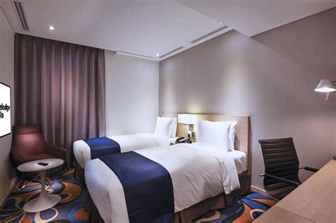 Travelodge Myeongdong Euljiro Hotel (Seoul) - Deals, Photos & Reviews