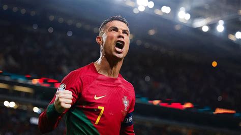 Cristiano Ronaldo hits new Portugal goal-scoring record milestone - AS USA