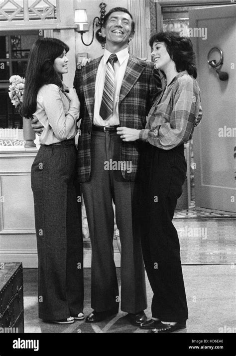 ONE DAY AT A TIME, Valerie Bertinelli, Joseph Campanella, Mackenzie Phillips, (Season 4, aired ...