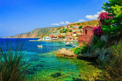 14 Best Greek Islands and How to Choose Which One to Visit