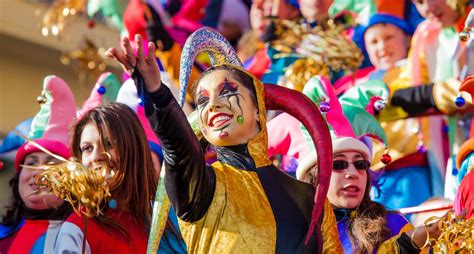 Carnevale di Viareggio 2019: una festa plastic free nel Comune che punta a diventare rifiuti ...