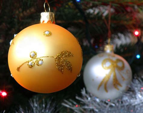 Gold And Silver Christmas Ornaments Background Image, Wallpaper or ...