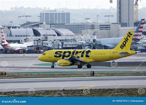 Spirit Airlines Plane Taxiing in Los Angeles Airport, LAX Editorial ...