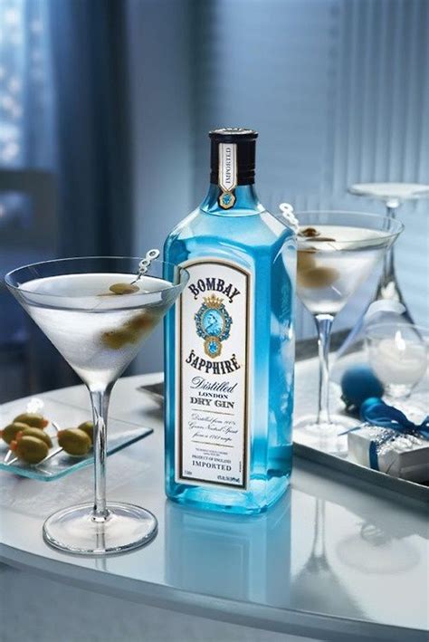 Bombay Sapphire Gin | Gin drinks, Gin drink recipes, Bombay sapphire