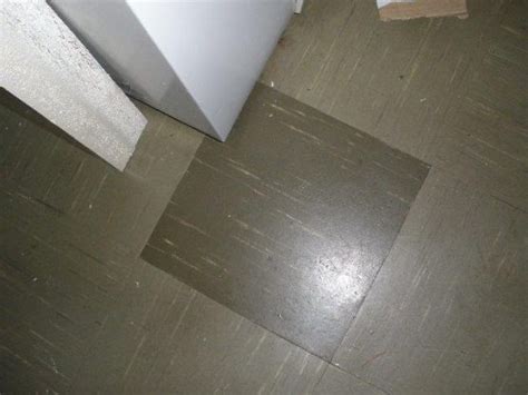 Asbestos Floor Tiles - How dangerous are they in your home?