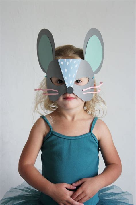 21 Easy DIY Halloween Masks - How To Make a Halloween Mask