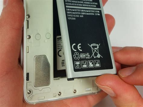 Samsung Galaxy Alpha Battery Replacement - iFixit Repair Guide