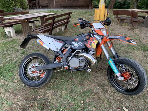 My 250 EXC-2T Supermoto, don’t see 2 stroke sumos that often on here : r/KTM